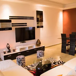  Apartment Le First Concept